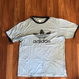 Vintage Mens adidad t-shirt big logo